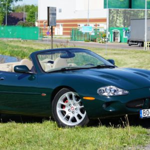 Samochód Jaguar - rzeczoznawca komunikacyjny TB Ekspert